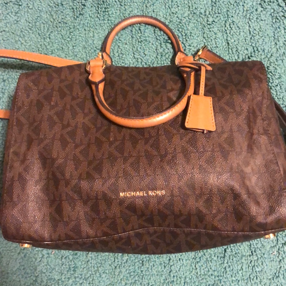 Michael kors Hand bag/purse